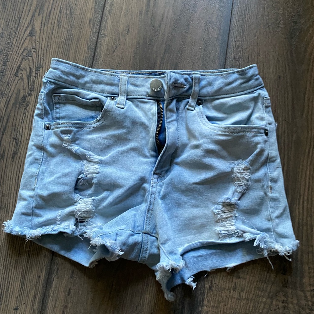 Selling because I don’t wear anymore. In good condition. Size 0.